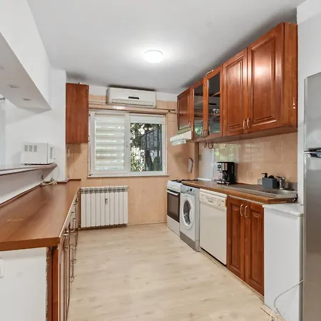 Apartmán Apartament Camelia With Free Parking Bukurešť